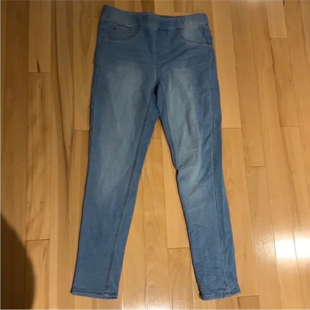 Girl’s Justice Light Blue jeggings - size 10 plus /fit like a size 12